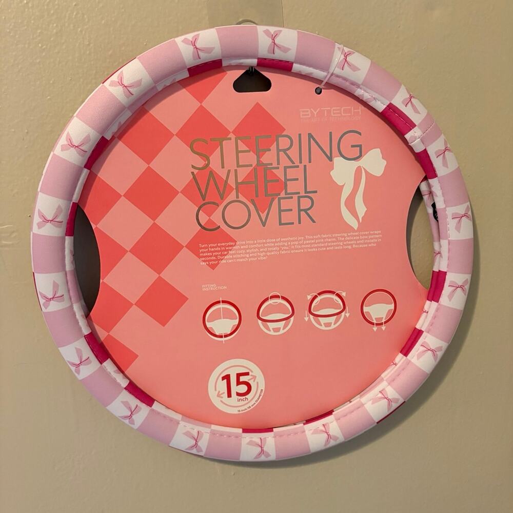 Pink Checkered Steering Wheel Cover with Bows